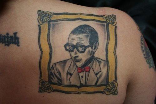 Meraklısına fikir veren dövmeler