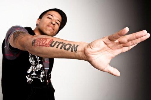 Meraklısına fikir veren dövmeler