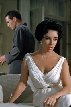 Elizabeth Taylor'un  79 yıla sığan hayatı 