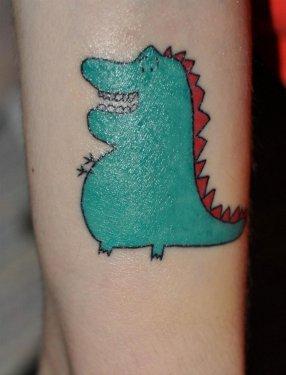 Meraklısına fikir veren dövmeler