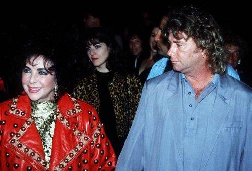 Elizabeth Taylor'un  79 yıla sığan hayatı 