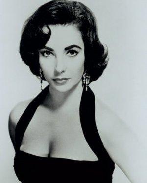 Elizabeth Taylor'un  79 yıla sığan hayatı 