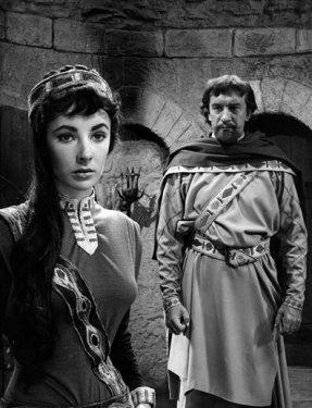 Elizabeth Taylor'un  79 yıla sığan hayatı 