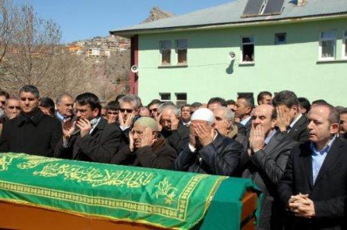 Kılıçdaroğlu'nun kayınpederinin cenaze töreni - Resim 7