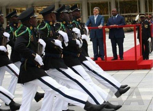 Abdullah Gül'ün Afrika hali - Resim 4
