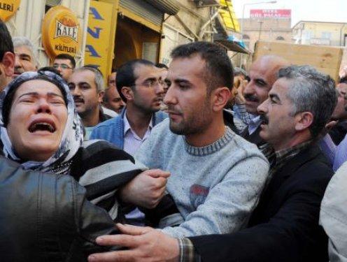 Küçük Fırat gözyaşlarıyla toprağa verildi - Resim 4