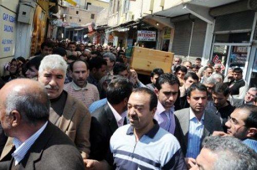 Küçük Fırat gözyaşlarıyla toprağa verildi - Resim 15