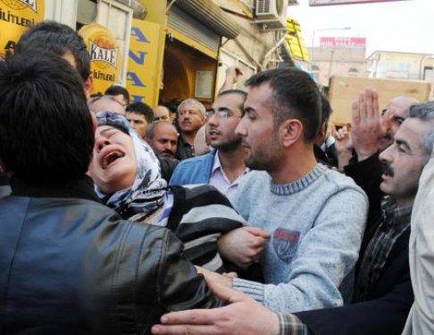 Küçük Fırat gözyaşlarıyla toprağa verildi - Resim 13