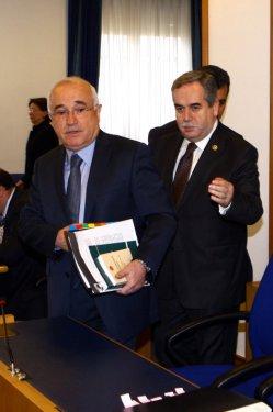 Meclis'te KHK tasarısında imza tartışması - Resim 8