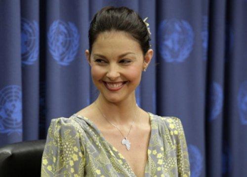 Ashley Judd - Resim 10