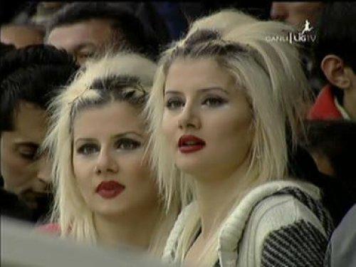 Sivas Beşiktaş maçının ikiz taraftarları