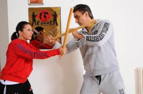 Evrim Solmaz Kung fu dersinde - Resim 9