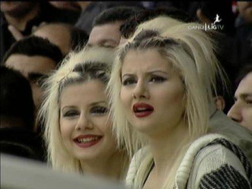 Sivas Beşiktaş maçının ikiz taraftarları