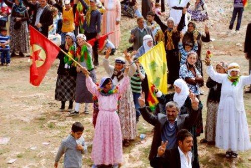  Şanlıurfa'da Öcalan'ın doğum günü kutlanıyor - Resim 2