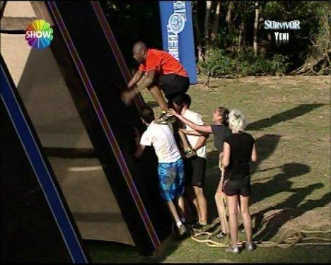 Survivor Ünlüler-Gönüllüler başladı - Resim 54