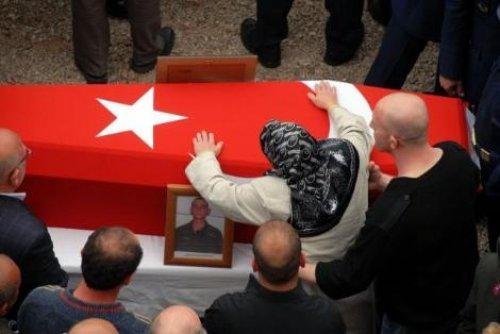 Milas şehidini uğurladı