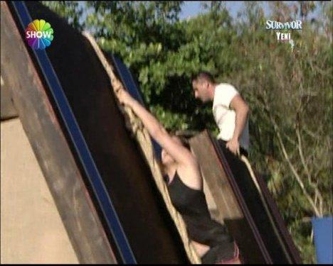 Survivor Ünlüler-Gönüllüler başladı - Resim 75