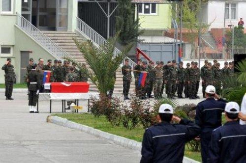 Milas şehidini uğurladı