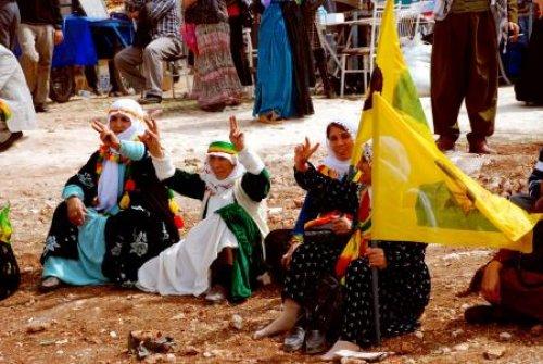  Şanlıurfa'da Öcalan'ın doğum günü kutlanıyor - Resim 5