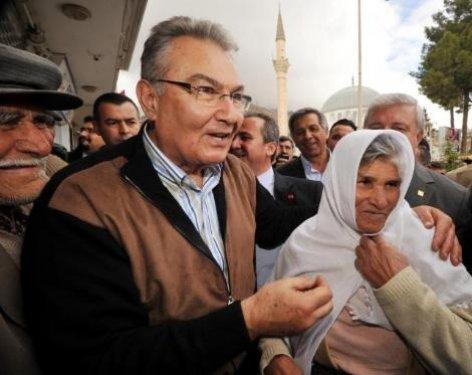 Deniz Baykal Antalya'da vatandaşlarla buluştu