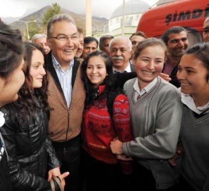 Deniz Baykal Antalya'da vatandaşlarla buluştu