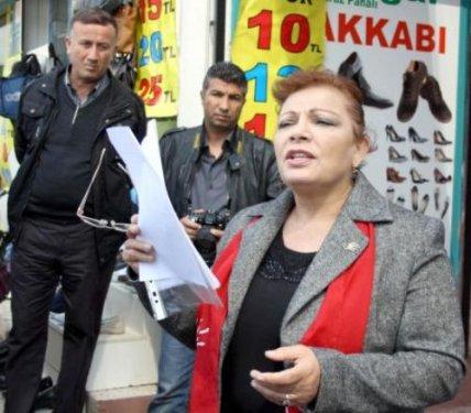 İmamın Ordusu'nu okuyan CHP'li adaya polis müdahalesi - Resim 3