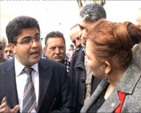 İmamın Ordusu'nu okuyan CHP'li adaya polis müdahalesi - Resim 5