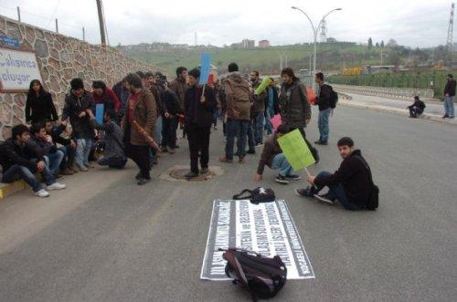 Üniversite öğrencilerine polis müdahalesi - Resim 10