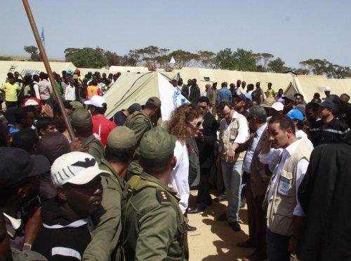 Angelina Jolie Libya'da - Resim 17