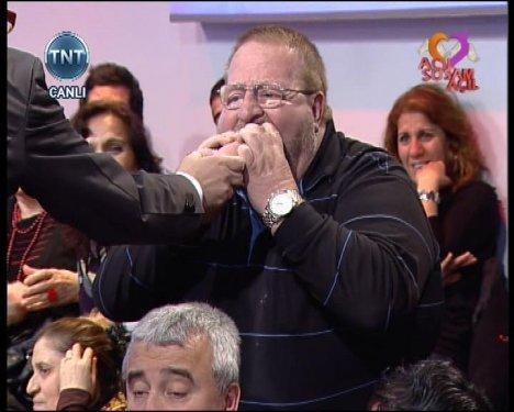 Mehmet Ali Erbil pes dedirtti - Resim 29