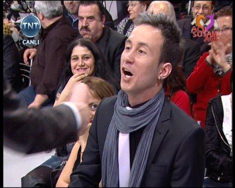 Mehmet Ali Erbil pes dedirtti - Resim 21