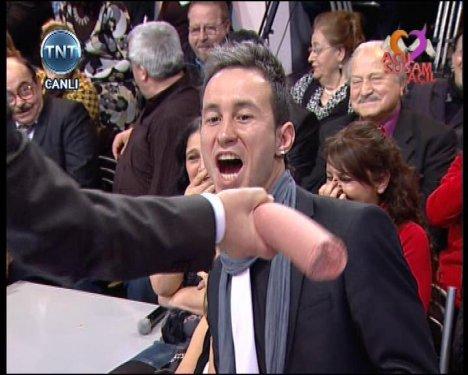 Mehmet Ali Erbil pes dedirtti - Resim 23