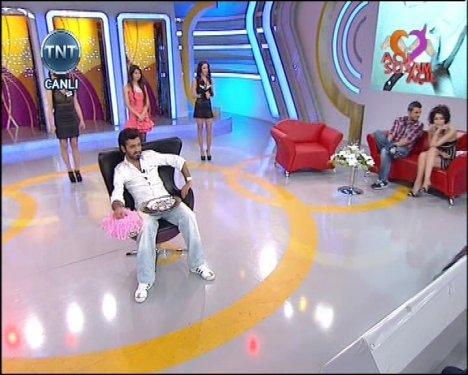 Mehmet Ali Erbil pes dedirtti - Resim 36