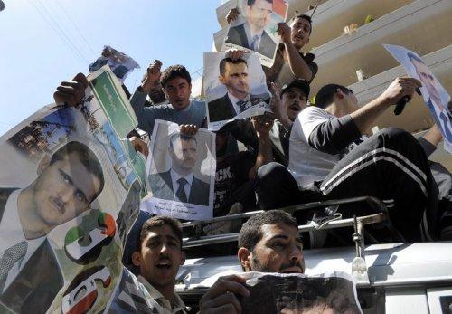 Suriye halkı isyanda