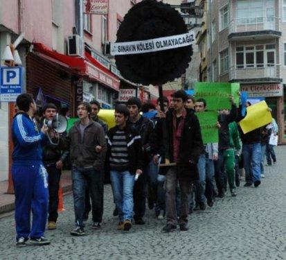 Gençlerin YGS isyanı  - Resim 54