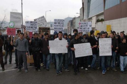 Gençlerin YGS isyanı  - Resim 80