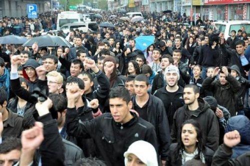 Gençlerin YGS isyanı  - Resim 90