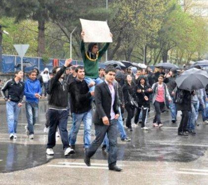 Gençlerin YGS isyanı  - Resim 26