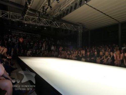 Gisele Bündchen'in Türkiye fotoğrafları internet sitesinde