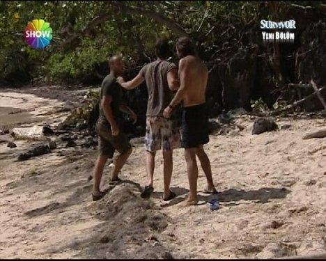 Survivor Ünlüler Gönüllüler'de rezalet - Resim 23
