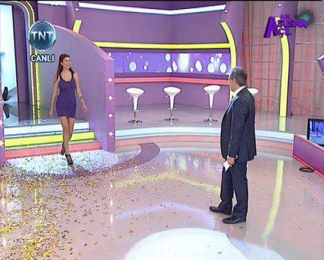 Mali'den Ebru Şancı'ya: Senin kayısını yerim - Resim 8