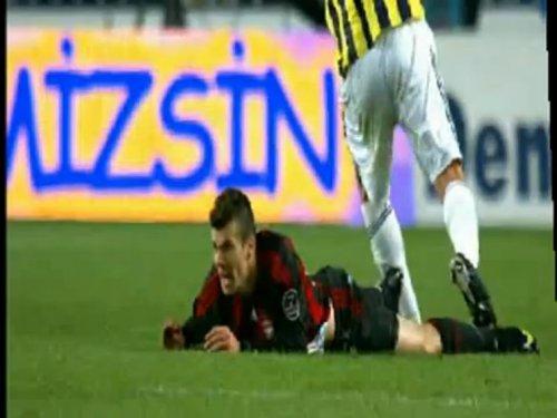 Lugano’nun faulü İtalya’da manşet