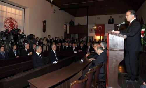 Meclis'te gergin 23 Nisan töreni - Resim 2