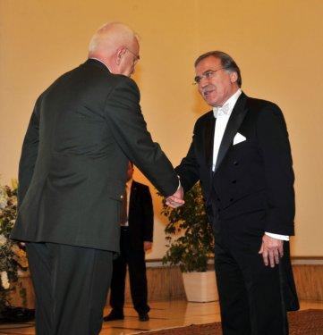Meclis'te gergin 23 Nisan töreni - Resim 13