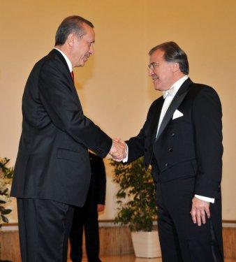 Meclis'te gergin 23 Nisan töreni - Resim 14