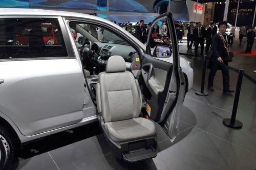 Şanghay Fuarı’nda otomobiller görücüye çıktı - Resim 23