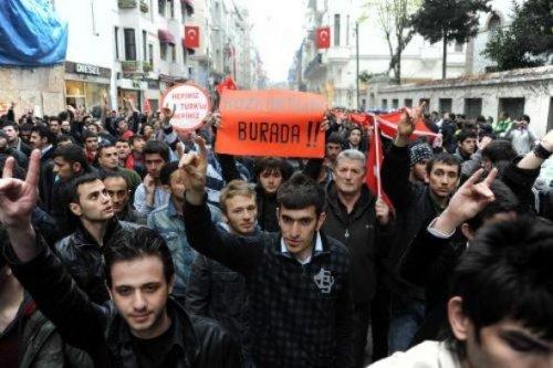 Taksim'deki anma töreninde gerginlik  - Resim 23