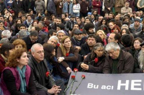 Taksim'deki anma töreninde gerginlik  - Resim 7