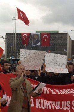 Taksim'deki anma töreninde gerginlik  - Resim 25