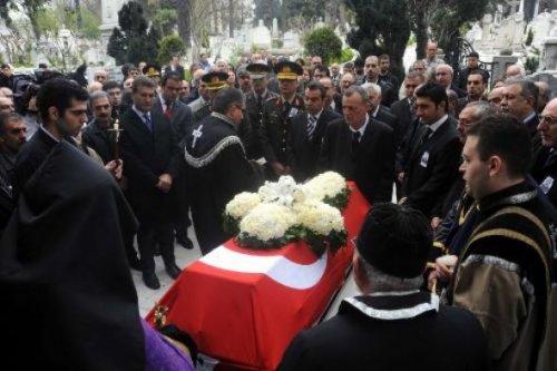 Ermeni şehit son yolculuğuna uğurlandı - Resim 12